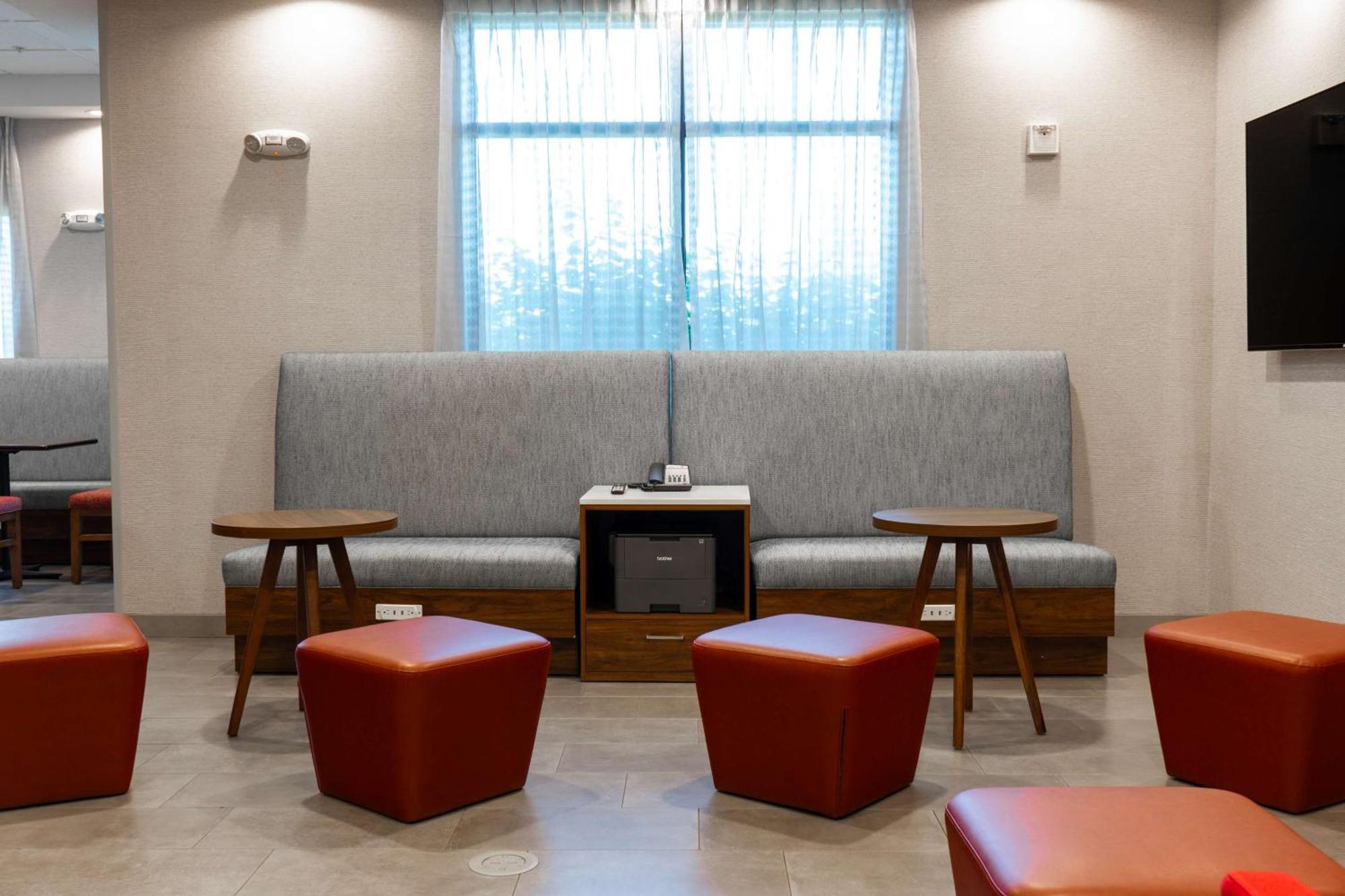 Hampton Inn Elkhorn Lake Geneva Area Eksteriør bilde