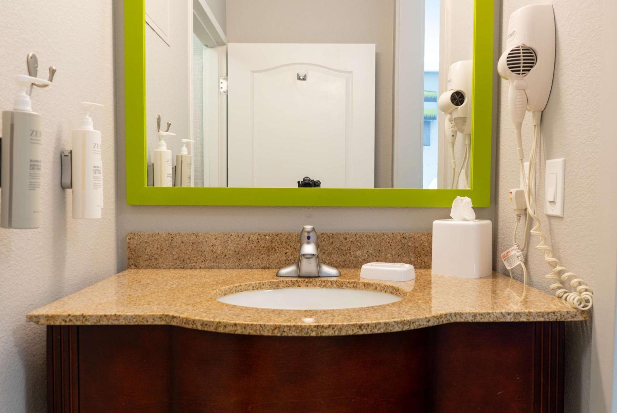 Hampton Inn Elkhorn Lake Geneva Area Eksteriør bilde