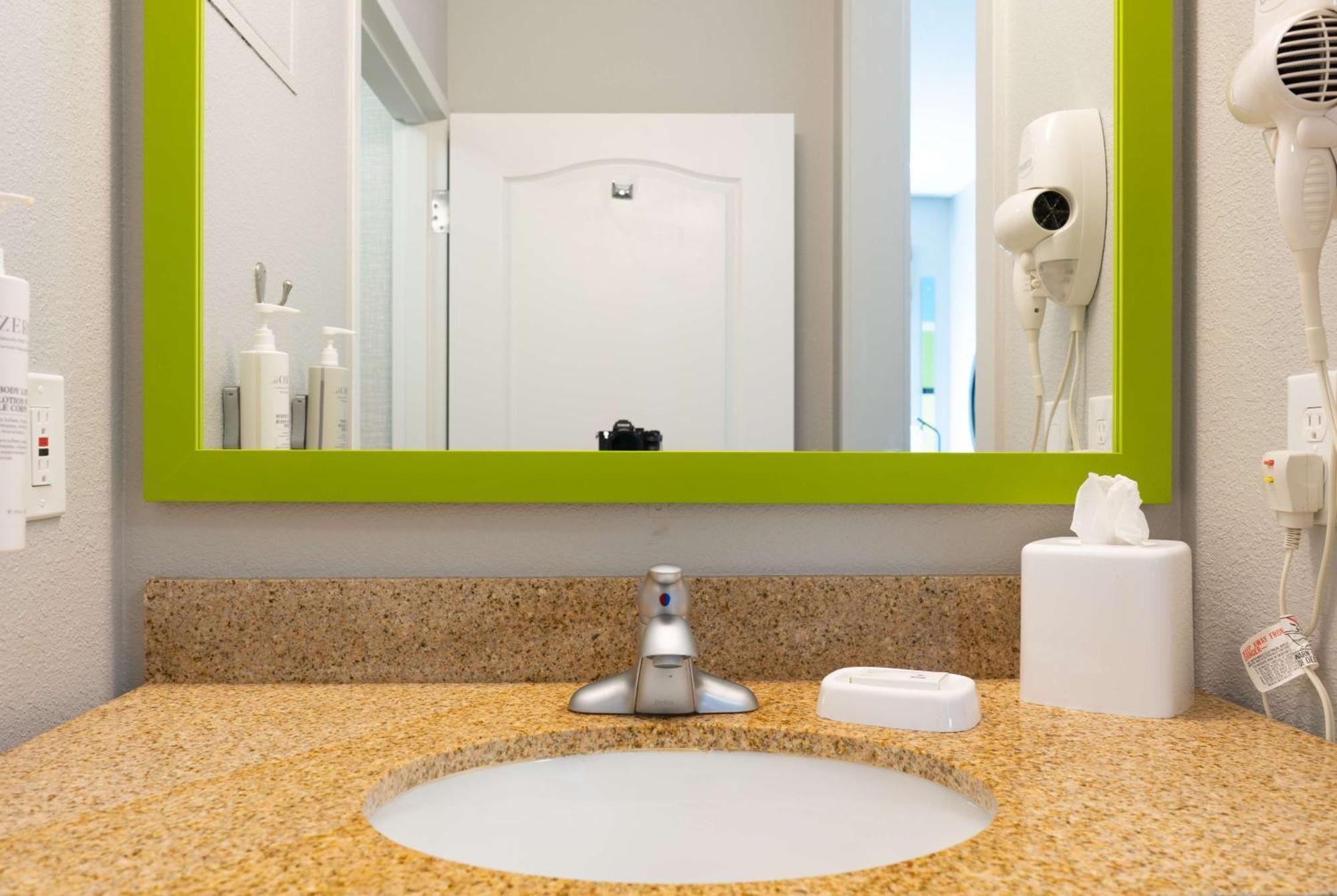 Hampton Inn Elkhorn Lake Geneva Area Eksteriør bilde