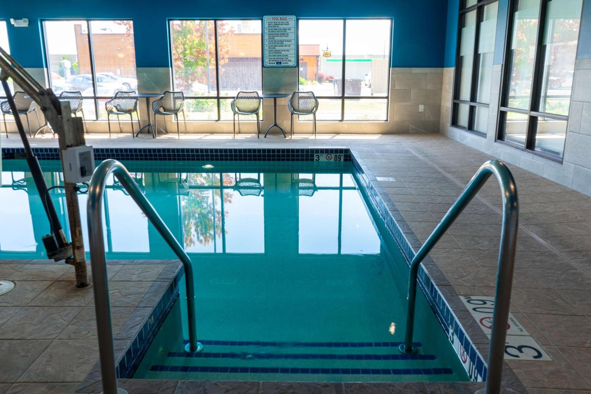 Hampton Inn Elkhorn Lake Geneva Area Eksteriør bilde
