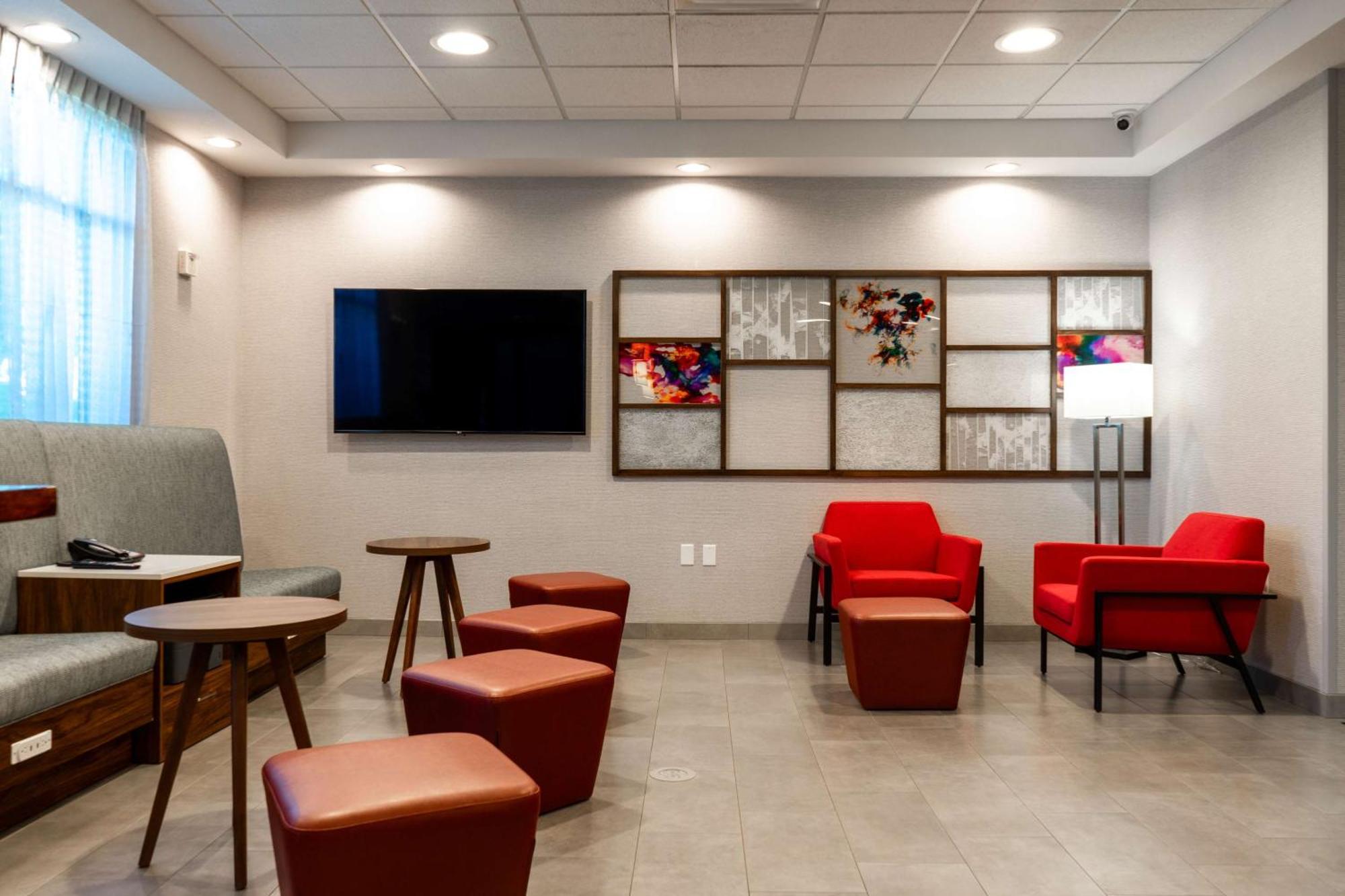 Hampton Inn Elkhorn Lake Geneva Area Eksteriør bilde